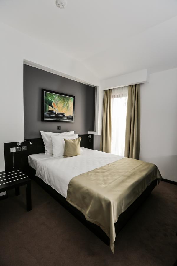 Garni Hotel Zen Free Parking Ni Exterior foto